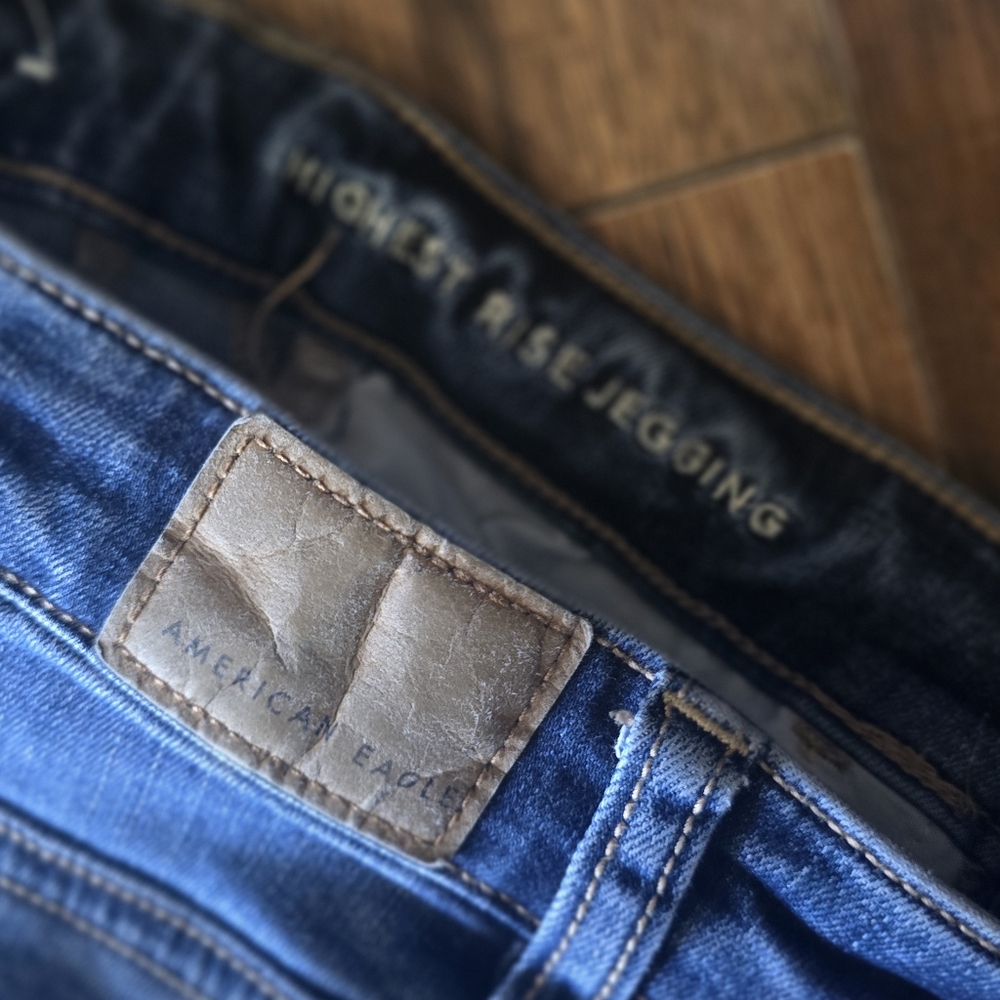 American Eagle Highest Rise Jeggings - Picture 4 of 8